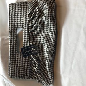 Gracie Roberto Houndstooth Classic Clutch Purse